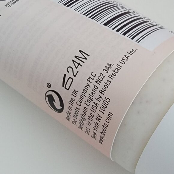 Botanics All Brightening Face Scrub Set of 2 - Picture 8 of 12